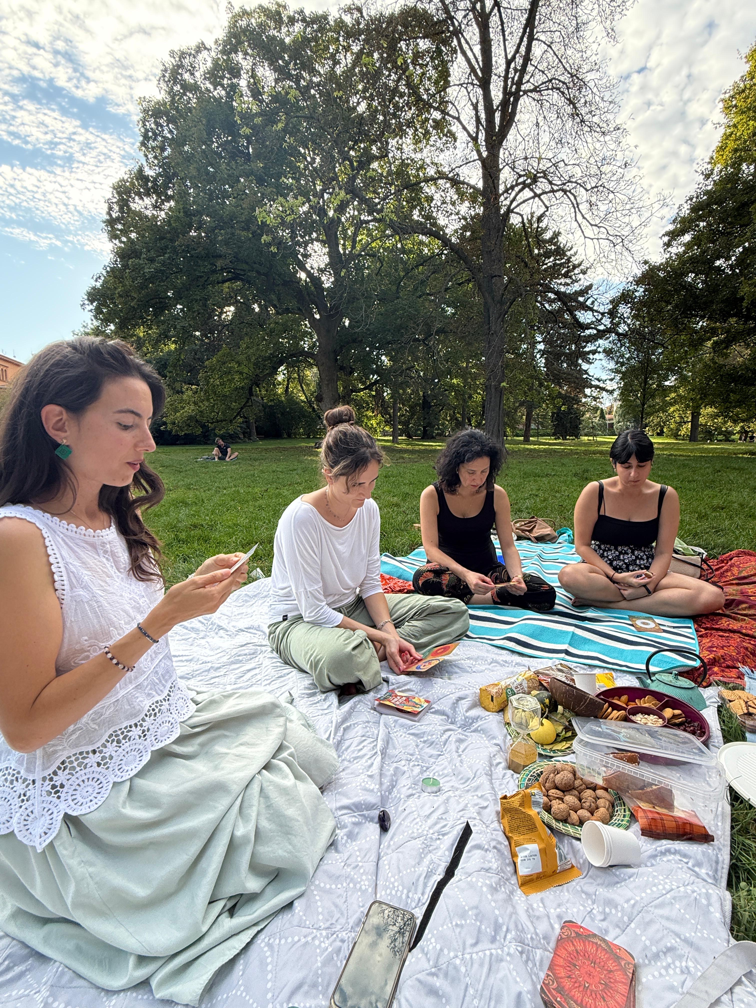 Picnic style setting 